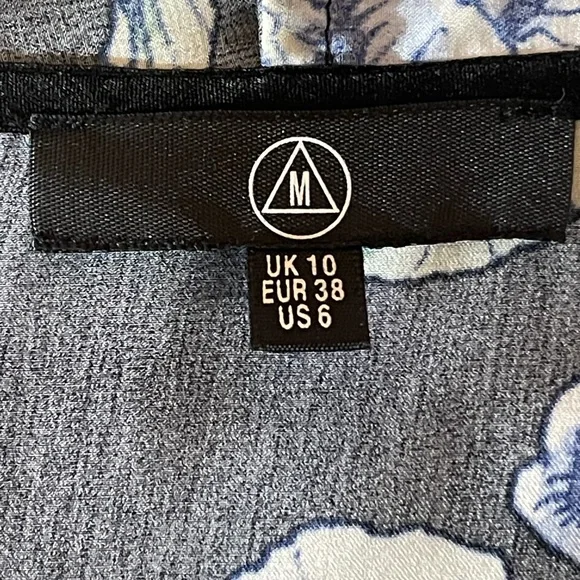 Missguided Black Blue Floral Tie Front Blouse Womens US 6 Sheer Top - Picture 3 of 7